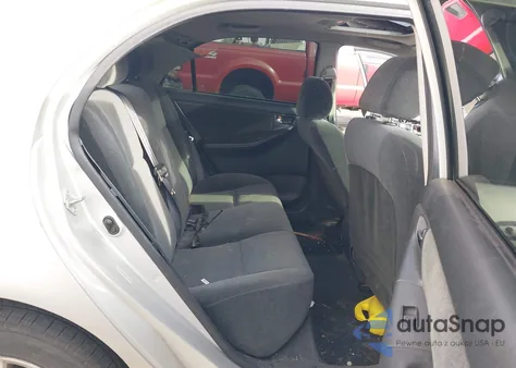 2004 Toyota Corolla S z USA, uszkodzony, nr VIN 1NXBR32E74Z241296